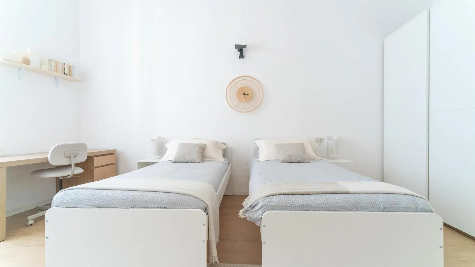 Grand Central 1845 - 2 Bedrooms Design Flat Bérgamo Apartamento